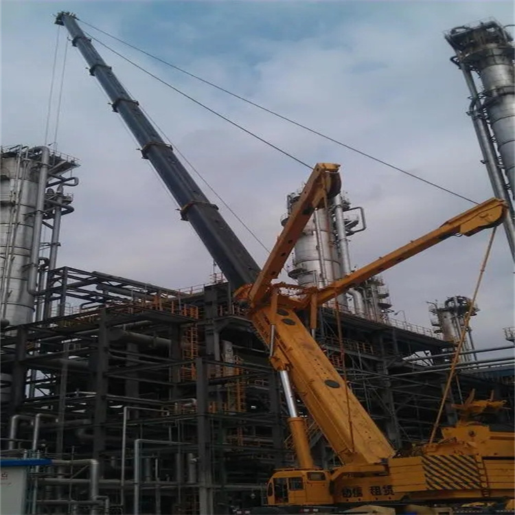 宿松县厂房钢结构吊装租赁多少吨吊车合适？